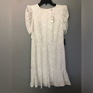 Express Size Small White Black Dot Short Sleeve Dress New